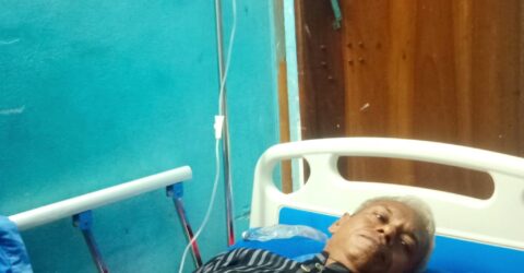 আশাশুনি উপজেলা তাঁতী দলের আহ্বায়ক বাদশার সুস্থতা কামনায় বিবৃতি